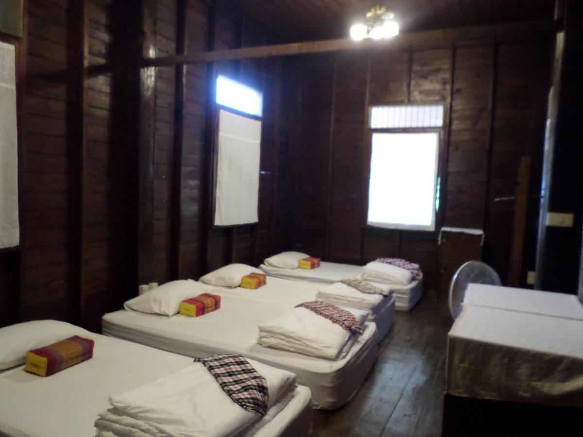 Baanwealaa Guesthouse (Adults Only) Чіангмай Екстер'єр фото